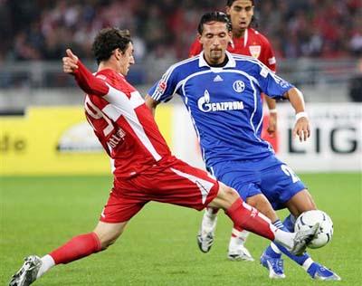 励阿德巴约 励阿德巴约